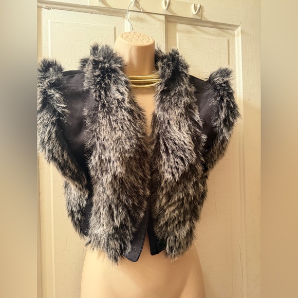 AKIRA Jackets & Blazers - Akira Faux Fur Vest with Black and Gray Accents